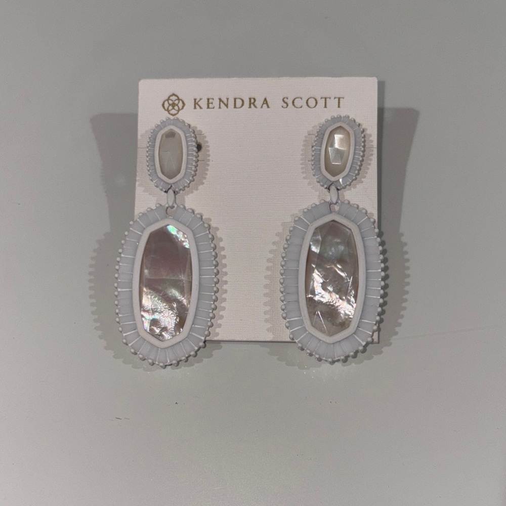 Kendra Scott Kaki Earrings